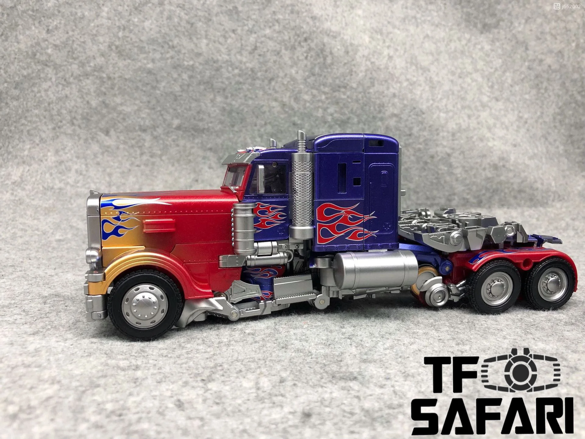 AOYI Mech LS-14 LS14 Optimus Prime (Oversized OS SS32) LS-15 LS15 Jetfire (Oversized OS SS35) BMB 12 AOYI Mech LS-14 LS14 Optimus Prime (Oversized OS SS32) LS-15 LS15 Jetfire (Oversized OS SS35) BMB