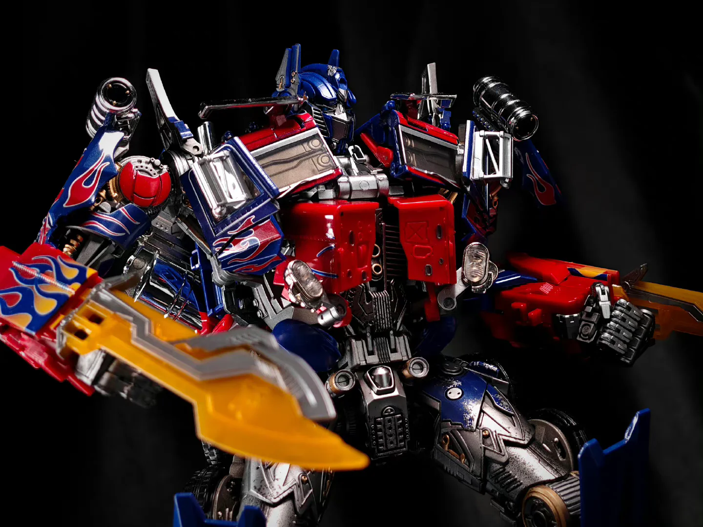 4th Party WJ KO Not MPM04 MPM-04 Optimus Prime Oversized (Black Apple Alloy Modified version) 30cm / 11.5" 24 4th Party WJ KO Not MPM04 MPM-04 Optimus Prime Oversized (Black Apple Alloy Modified version) 30cm / 11.5"