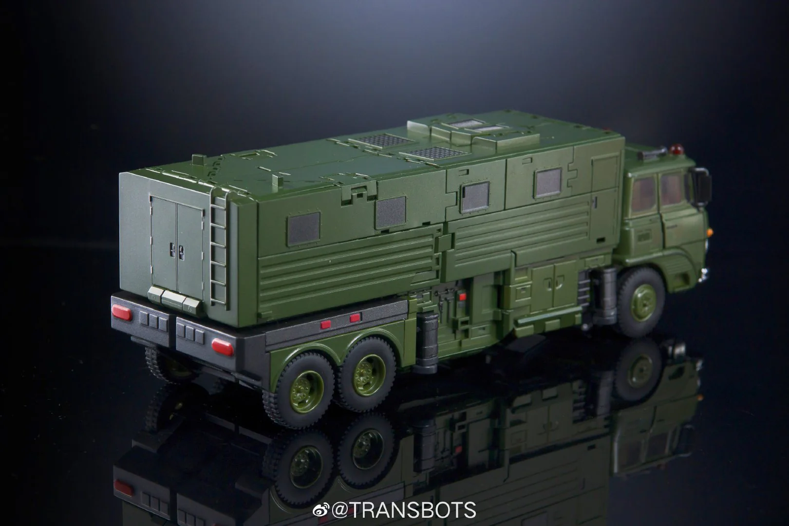 XTransbots XTransbots MX-36 MX-XXXVI MX36 Bulwark (Bulkhead) X-transbots 22cm / 8.7" 13 XTransbots XTransbots MX-36 MX-XXXVI MX36 Bulwark (Bulkhead) X-transbots 22cm / 8.7"