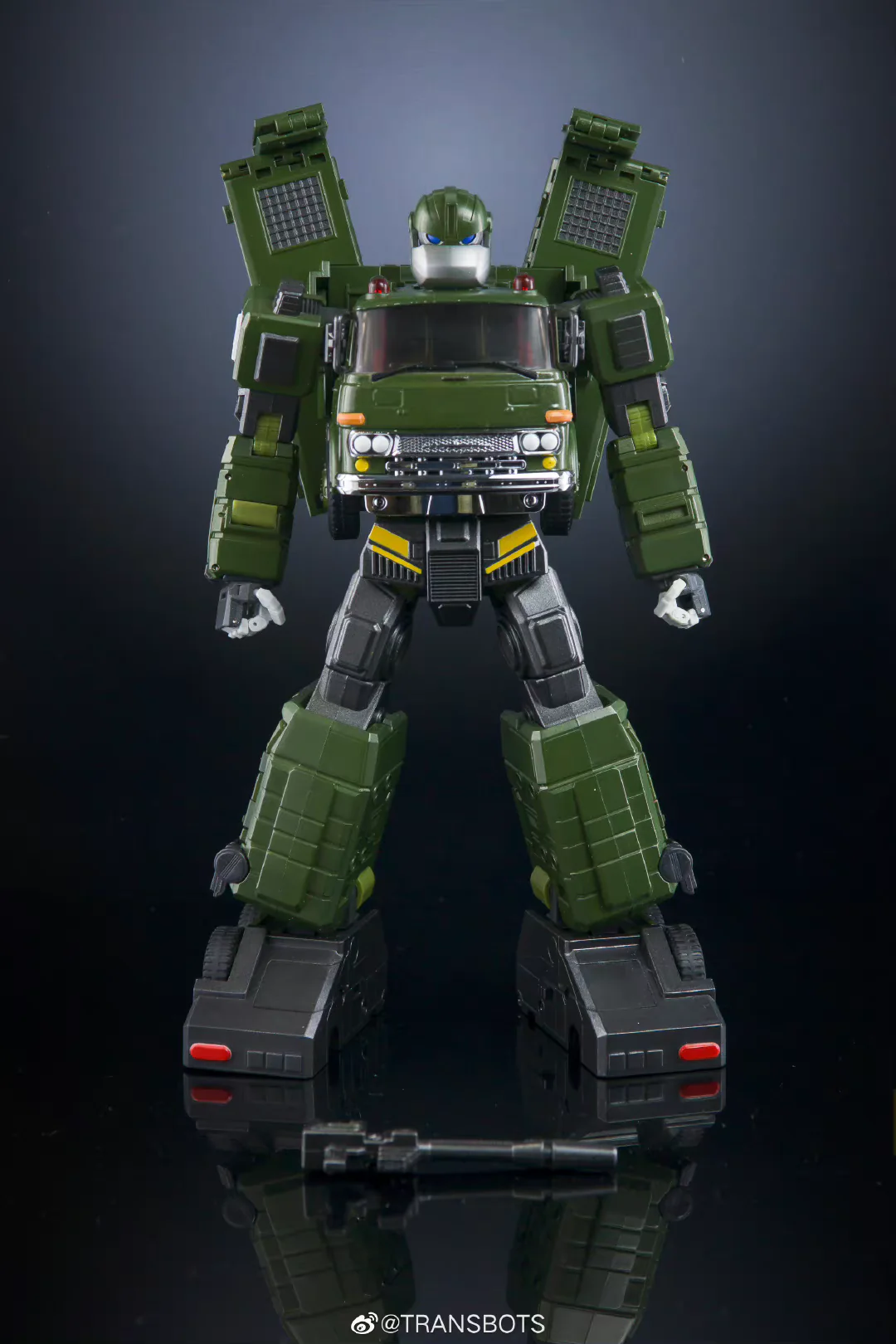 XTransbots XTransbots MX-36 MX-XXXVI MX36 Bulwark (Bulkhead) X-transbots 22cm / 8.7" 16 XTransbots XTransbots MX-36 MX-XXXVI MX36 Bulwark (Bulkhead) X-transbots 22cm / 8.7"