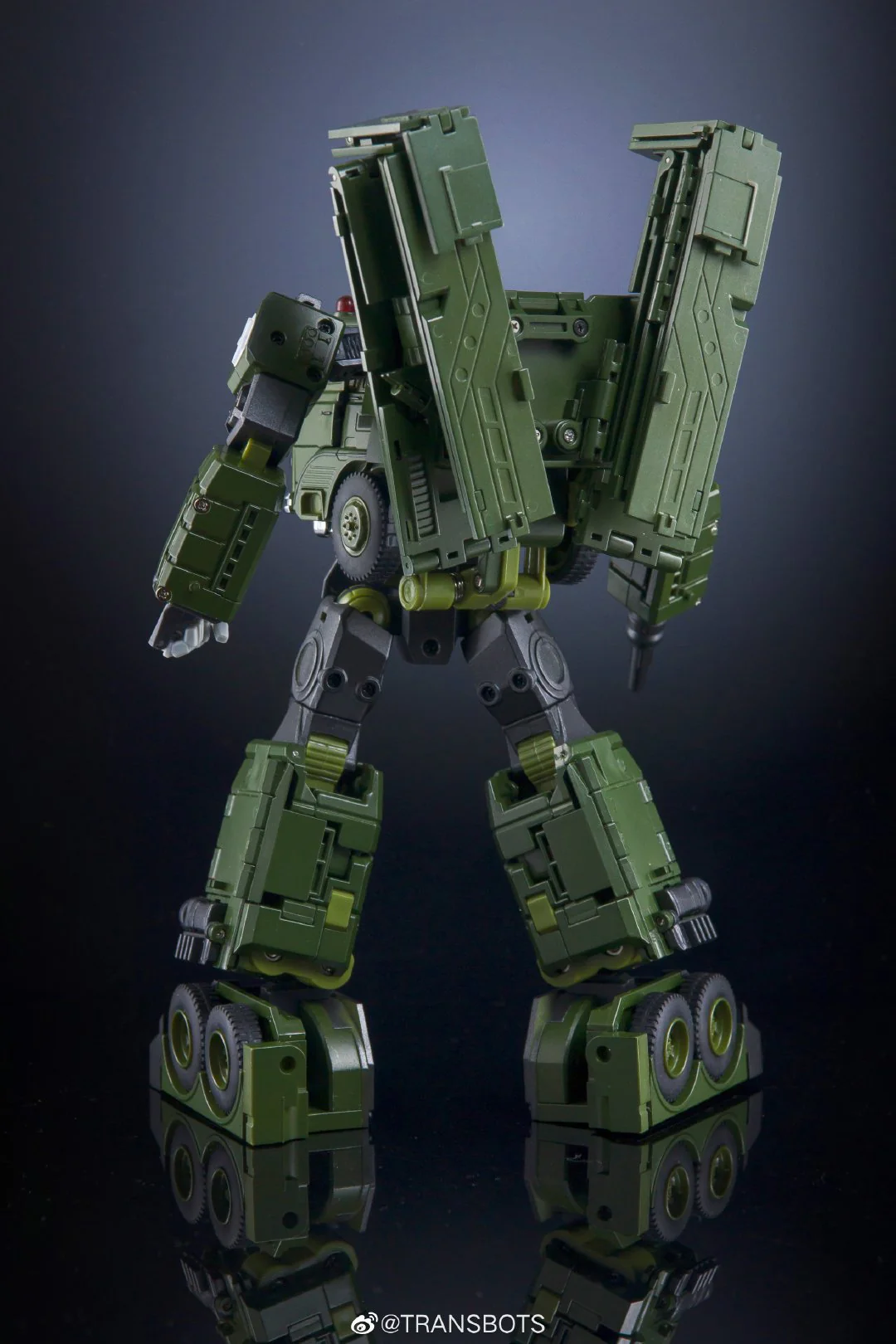 XTransbots XTransbots MX-36 MX-XXXVI MX36 Bulwark (Bulkhead) X-transbots 22cm / 8.7" 5 XTransbots XTransbots MX-36 MX-XXXVI MX36 Bulwark (Bulkhead) X-transbots 22cm / 8.7"