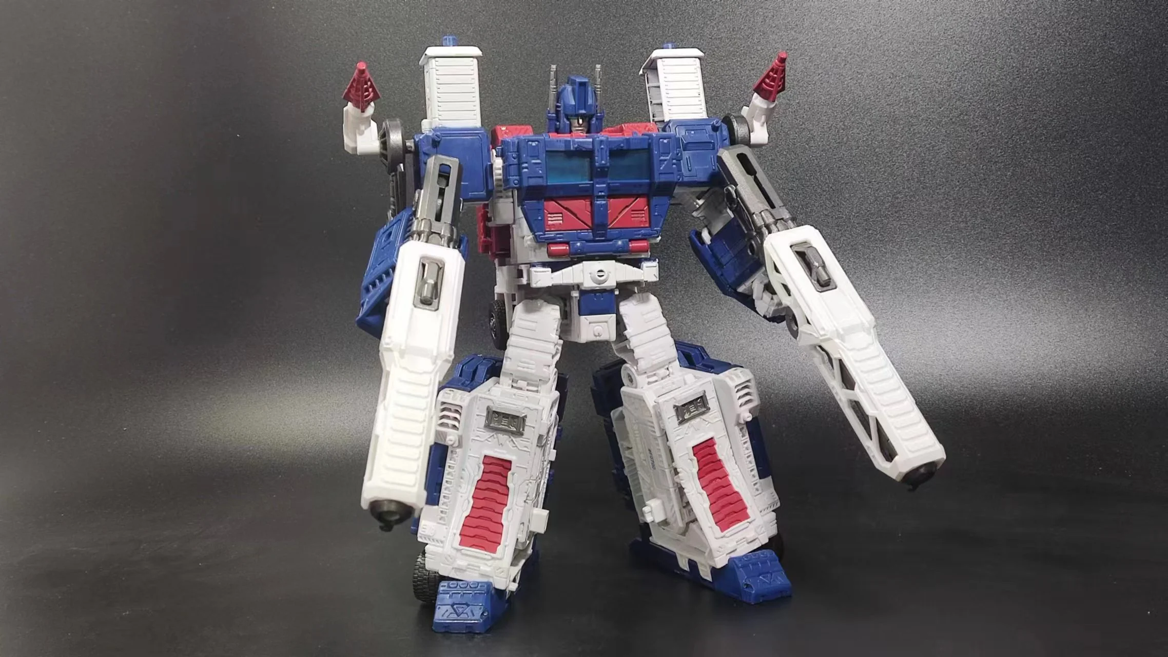 BDT Studio BDT-54A Shoulder Cannons for Siege / Kingdom Ultra Magnus Upgrade Kit 9 BDT Studio BDT-54A Shoulder Cannons for Siege / Kingdom Ultra Magnus Upgrade Kit