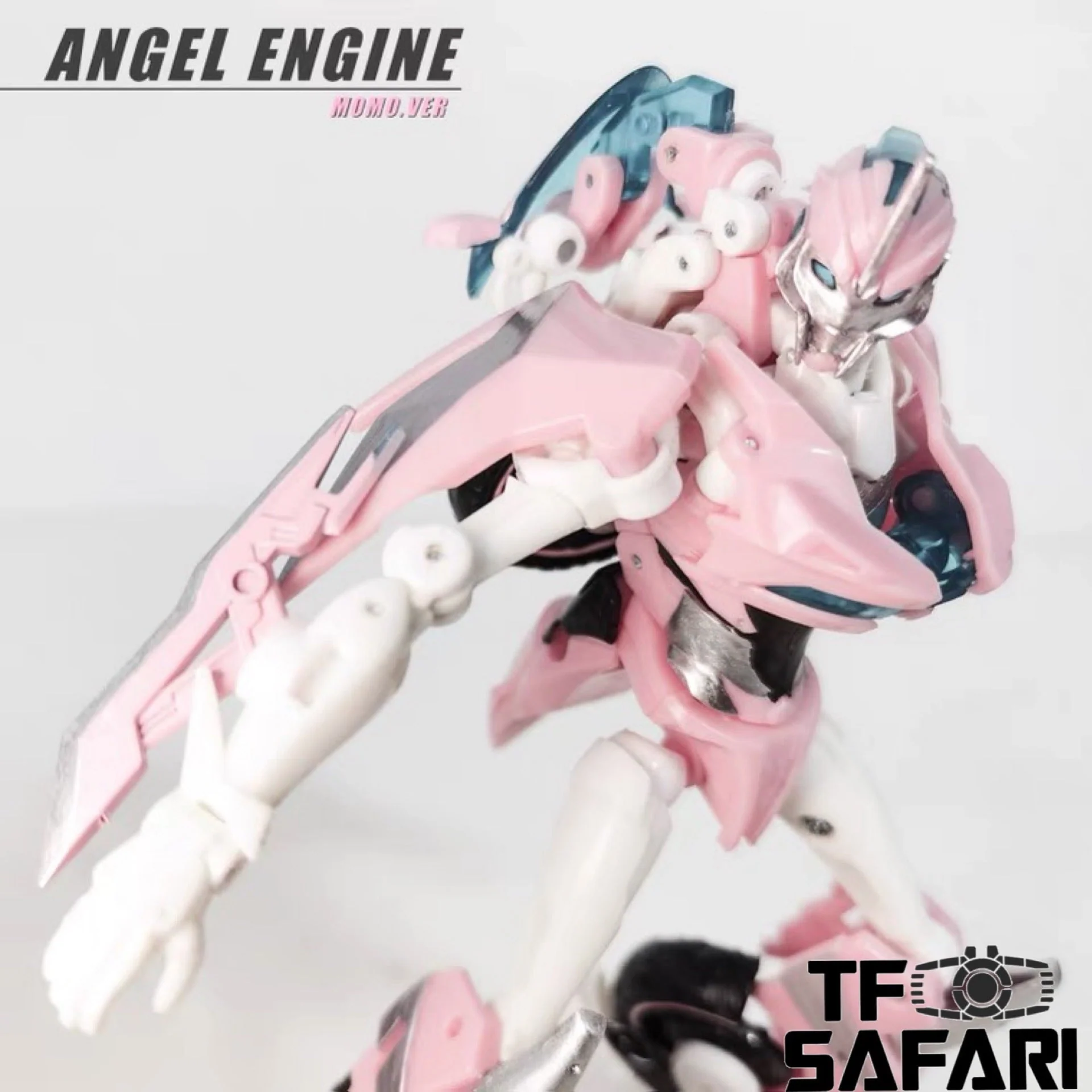 APC Toys APC-005P APC005P Angel Engine ( 1:1 TFP Arcee Deluxe Class ) Momo Ver. Pink Version 15cm / 6" 8 APC Toys APC-005P APC005P Angel Engine ( 1:1 TFP Arcee Deluxe Class ) Momo Ver. Pink Version 15cm / 6"
