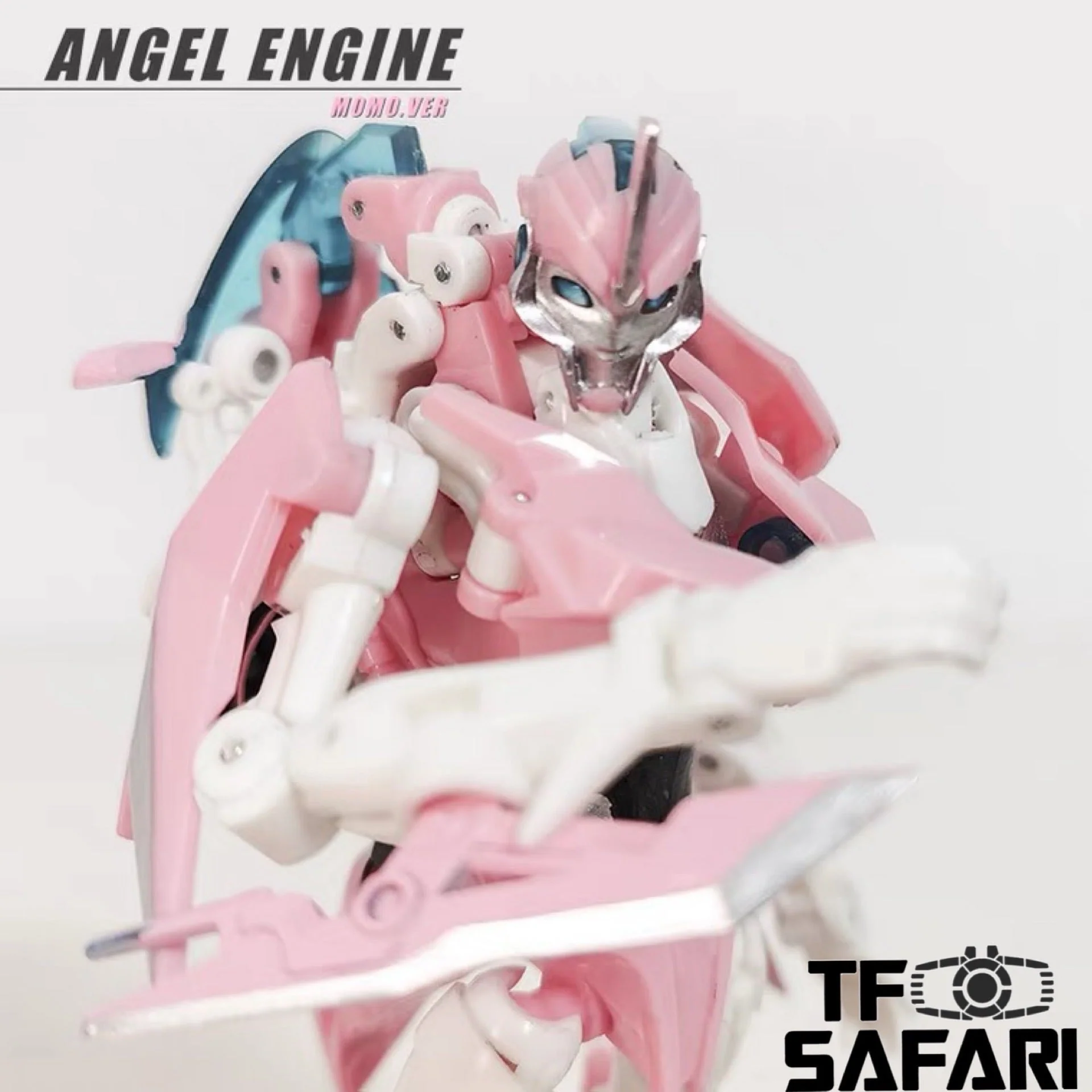 APC Toys APC-005P APC005P Angel Engine ( 1:1 TFP Arcee Deluxe Class ) Momo Ver. Pink Version 15cm / 6" 9 APC Toys APC-005P APC005P Angel Engine ( 1:1 TFP Arcee Deluxe Class ) Momo Ver. Pink Version 15cm / 6"