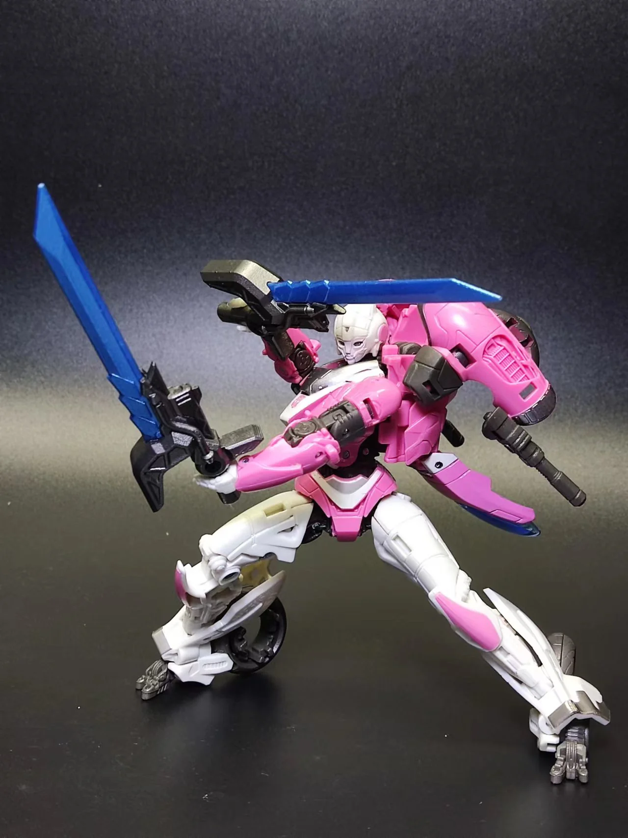 BDT Studio BDT-41 BDT41 Weapon Kit(Double Laser Blade)for Studio Series Bumblebee Moie Arcee Upgrade Kit 10 BDT Studio BDT-41 BDT41 Weapon Kit(Double Laser Blade)for Studio Series Bumblebee Moie Arcee Upgrade Kit