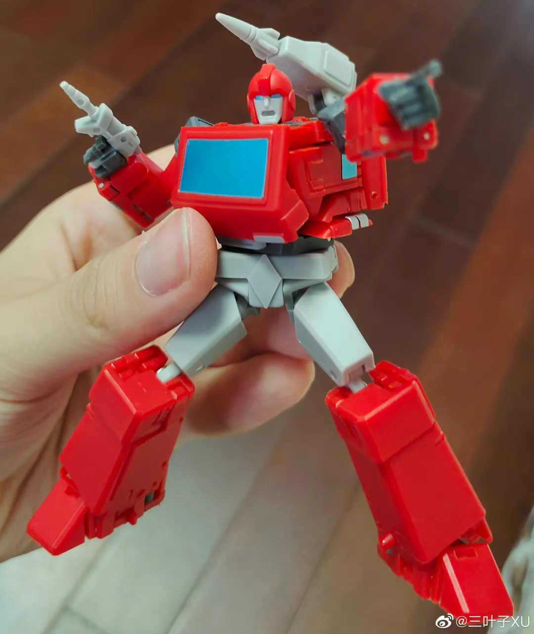 Magic Square MS-Toys MS-B44 MSB44 Ken (Ironhide Legends Class) 10cm / 4" 11 Magic Square MS-Toys MS-B44 MSB44 Ken (Ironhide Legends Class) 10cm / 4"