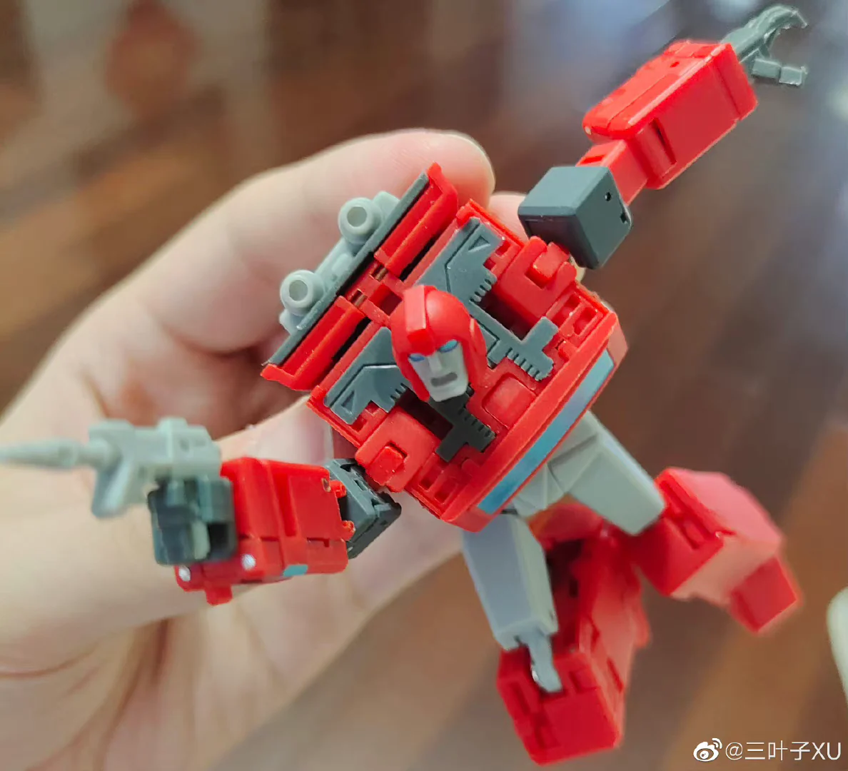 Magic Square MS-Toys MS-B44 MSB44 Ken (Ironhide Legends Class) 10cm / 4" 10 Magic Square MS-Toys MS-B44 MSB44 Ken (Ironhide Legends Class) 10cm / 4"