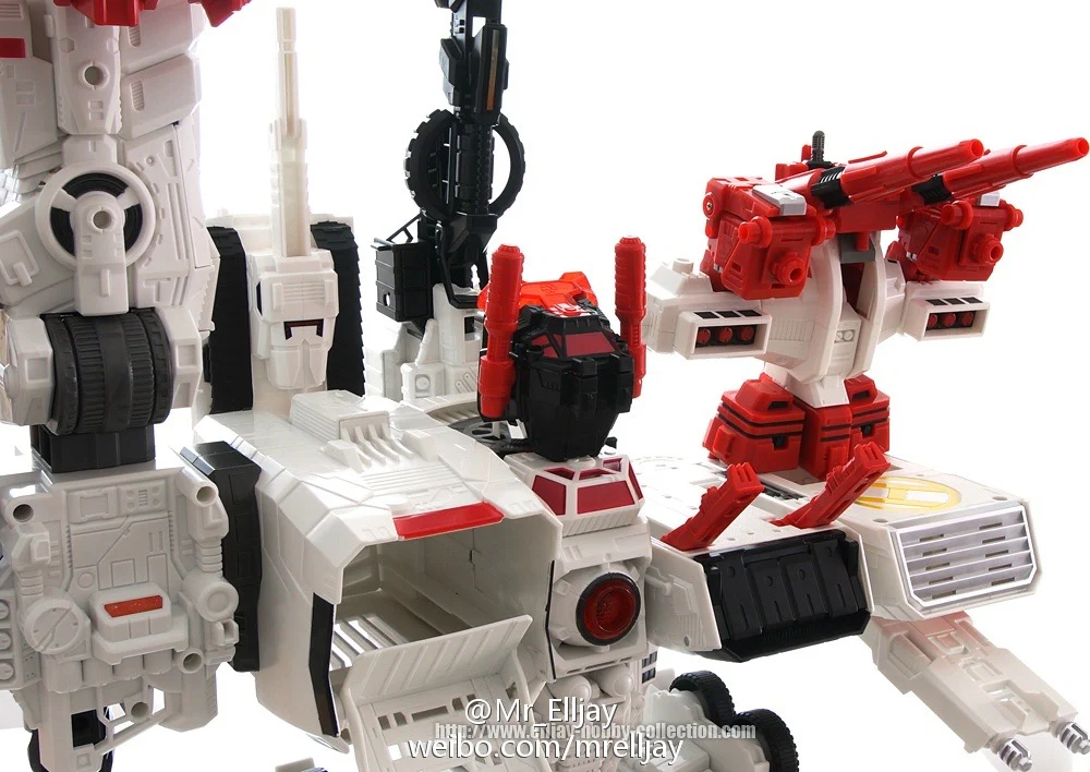 Before And After BA02 BA-02 Six Sigma ( Six-Gun ) w/ Slammer Japan Red Arm Version for LG / SDCC / IDW / MT Maketoys Metroplex 30cm 17 Before And After BA02 BA-02 Six Sigma ( Six-Gun ) w/ Slammer Japan Red Arm Version for LG / SDCC / IDW / MT Maketoys Metroplex 30cm