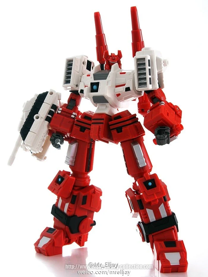 Before And After BA02 BA-02 Six Sigma ( Six-Gun ) w/ Slammer Japan Red Arm Version for LG / SDCC / IDW / MT Maketoys Metroplex 30cm 3 Before And After BA02 BA-02 Six Sigma ( Six-Gun ) w/ Slammer Japan Red Arm Version for LG / SDCC / IDW / MT Maketoys Metroplex 30cm