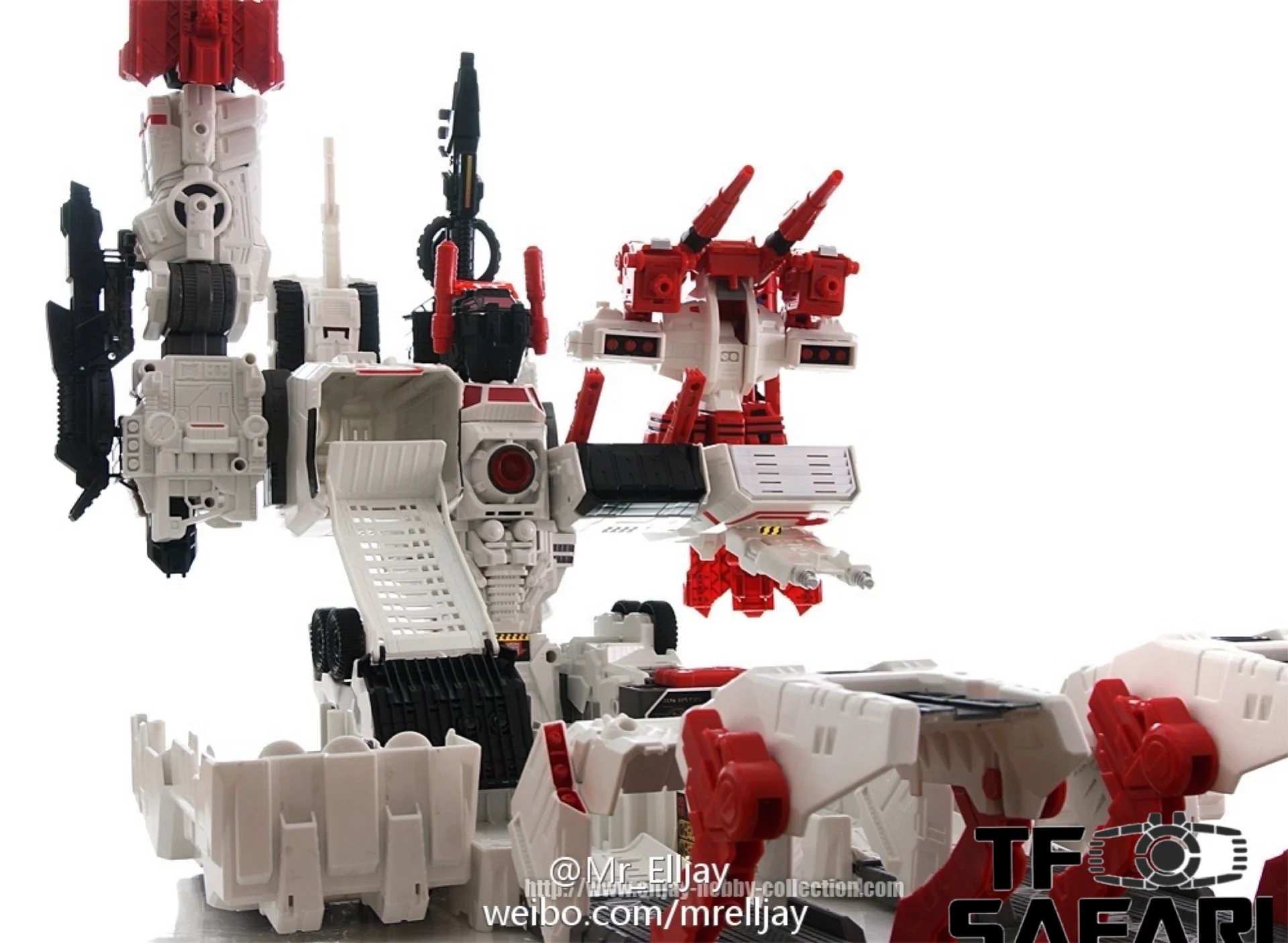 Before And After BA02 BA-02 Six Sigma ( Six-Gun ) w/ Slammer Japan Red Arm Version for LG / SDCC / IDW / MT Maketoys Metroplex 30cm 10 Before And After BA02 BA-02 Six Sigma ( Six-Gun ) w/ Slammer Japan Red Arm Version for LG / SDCC / IDW / MT Maketoys Metroplex 30cm