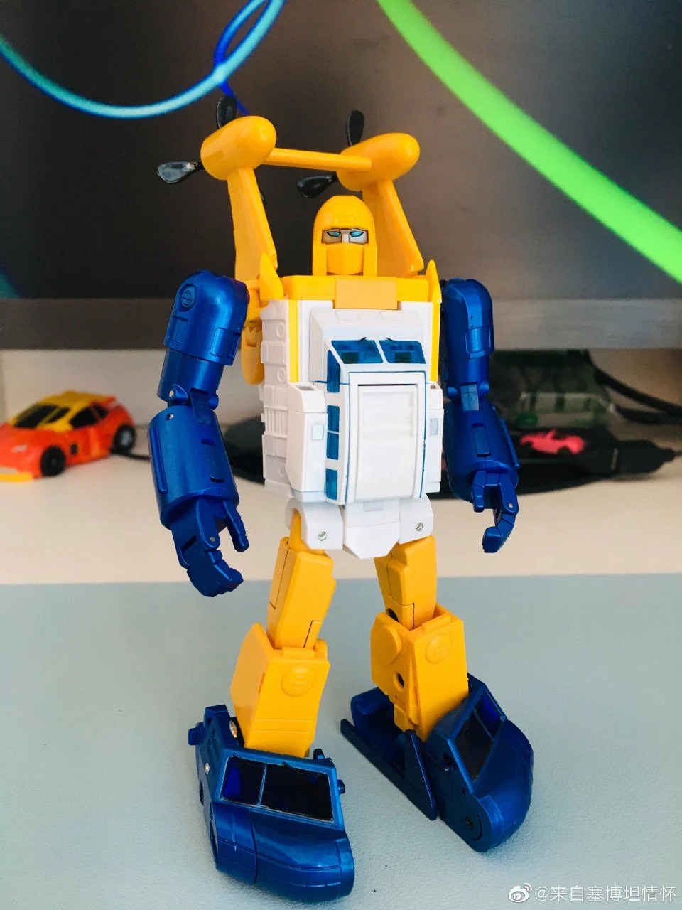 Xtransbots XTB MM-XII MMXII MM-12 MM12 Neptune ( Seaspray, MP Scale ) X-transbots 12cm / 5" 9 Xtransbots XTB MM-XII MMXII MM-12 MM12 Neptune ( Seaspray, MP Scale ) X-transbots 12cm / 5"
