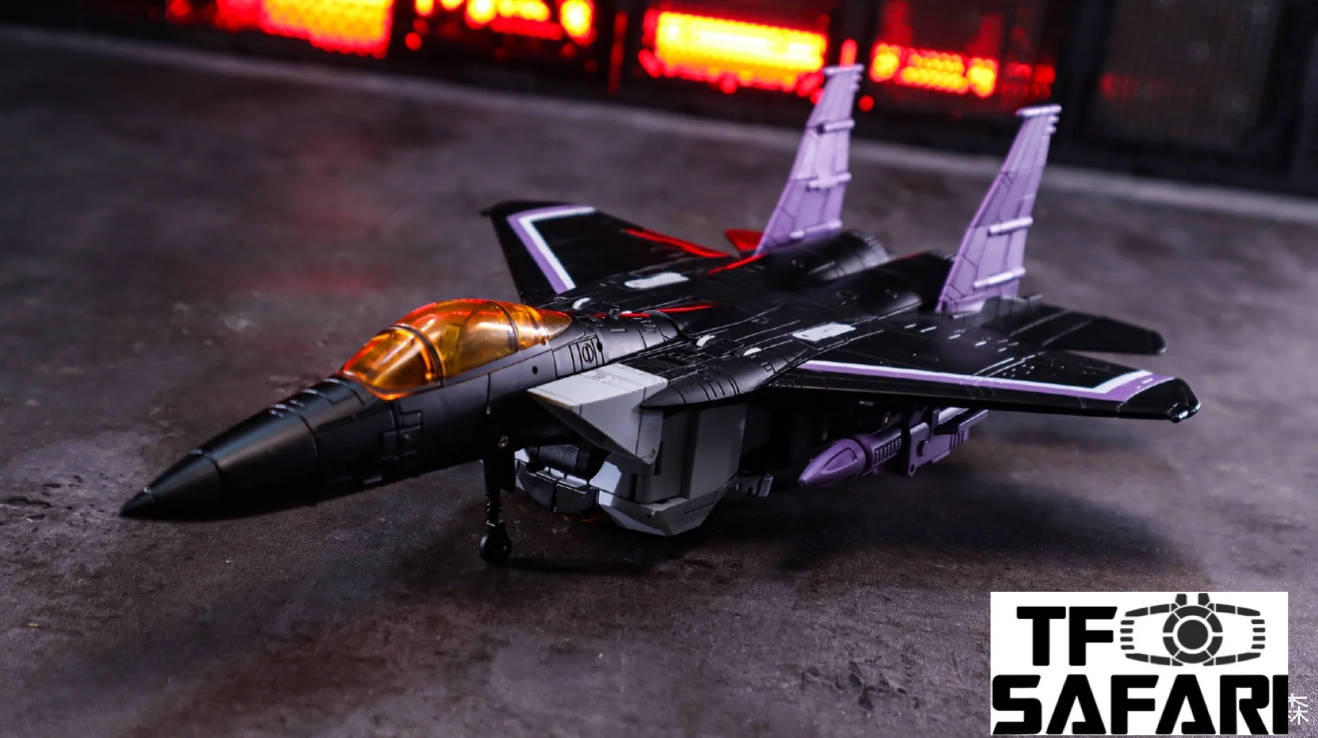 Deformation Space DS-01S DS01S Crimson Wings Purple Version (Skywarp, Seekers G1) 25cm / 10" 9 Deformation Space DS-01S DS01S Crimson Wings Purple Version (Skywarp, Seekers G1) 25cm / 10"