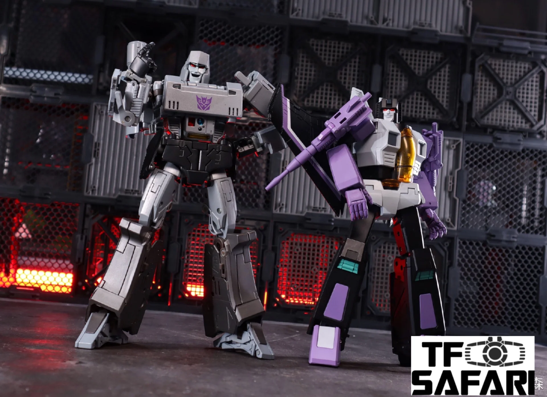 Deformation Space DS-01S DS01S Crimson Wings Purple Version (Skywarp, Seekers G1) 25cm / 10" 10 Deformation Space DS-01S DS01S Crimson Wings Purple Version (Skywarp, Seekers G1) 25cm / 10"