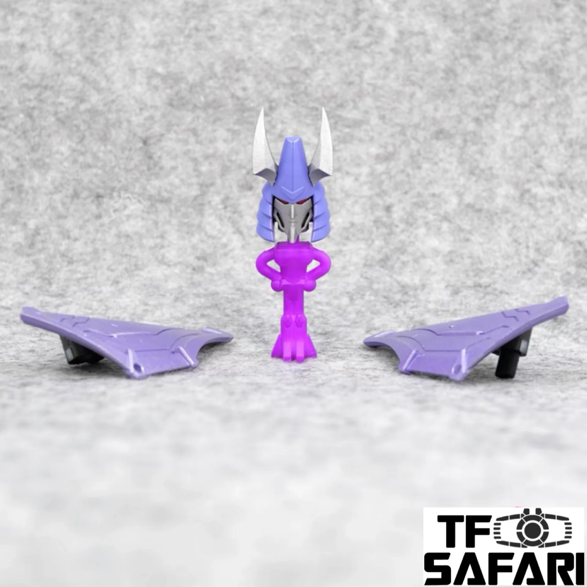 BDT Studio BDT-13C BDT13C Upgrade Kit (Head Sculpt & Shoulder Armor) for WFC Kingdom Cyclonus Upgrade Kit 3 BDT Studio BDT-13C BDT13C Upgrade Kit (Head Sculpt & Shoulder Armor) for WFC Kingdom Cyclonus Upgrade Kit