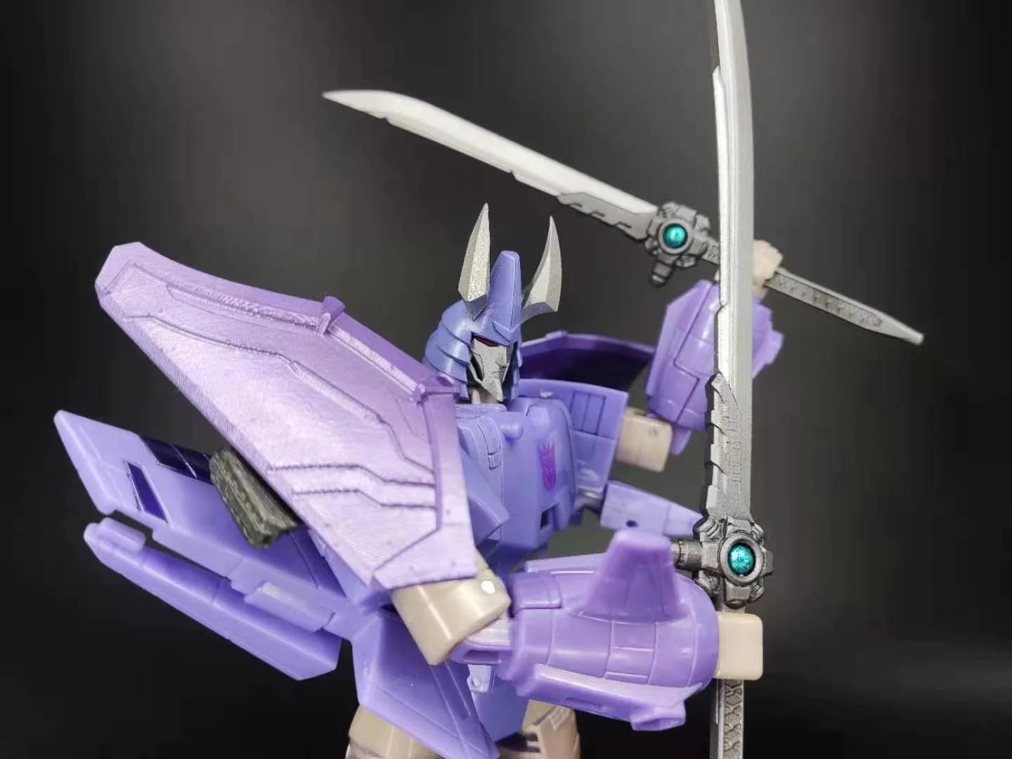 BDT Studio BDT-13C BDT13C Upgrade Kit (Head Sculpt & Shoulder Armor) for WFC Kingdom Cyclonus Upgrade Kit 7 BDT Studio BDT-13C BDT13C Upgrade Kit (Head Sculpt & Shoulder Armor) for WFC Kingdom Cyclonus Upgrade Kit