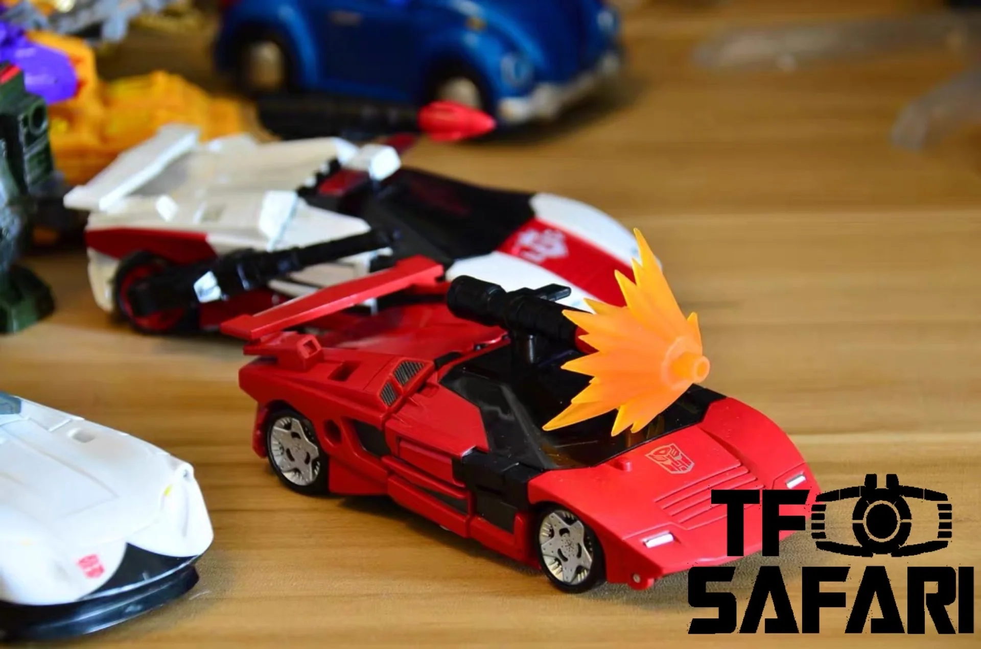 Go Better Studio GX-07 Spoilers Tail fins for WFC Siege Sideswipe / Red Alert / Alphastrike Upgrade Kit 12 Go Better Studio GX-07 Spoilers Tail fins for WFC Siege Sideswipe / Red Alert / Alphastrike Upgrade Kit