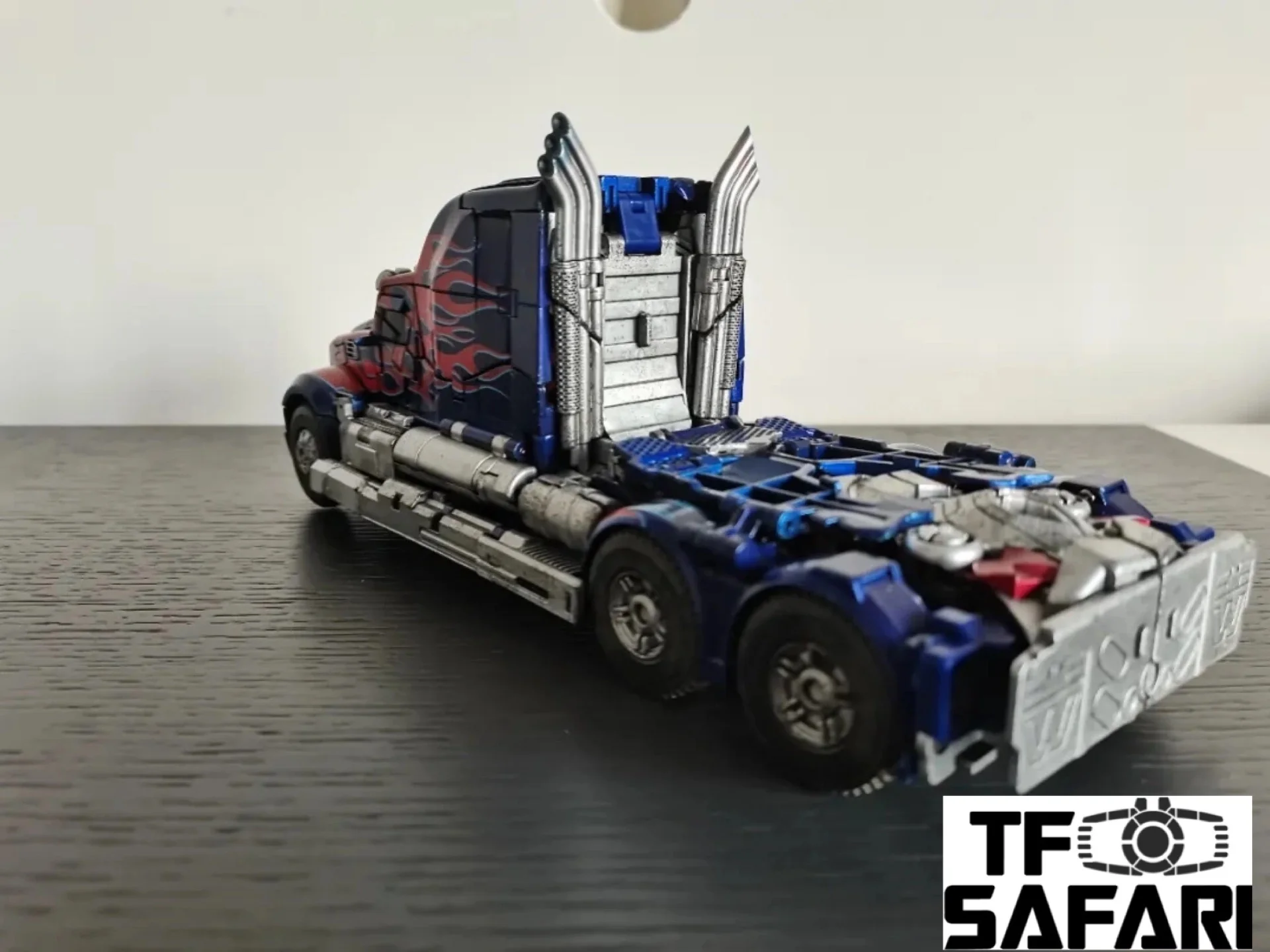 【Standard Ver.】 Toyworld TW-F01 TWF01 Tactics Waistcoat (Knight Orion, Optimus Prime) the Last Knight TLK Standard Version 28cm / 11" 13 【Standard Ver.】 Toyworld TW-F01 TWF01 Tactics Waistcoat (Knight Orion, Optimus Prime) the Last Knight TLK Standard Version 28cm / 11"