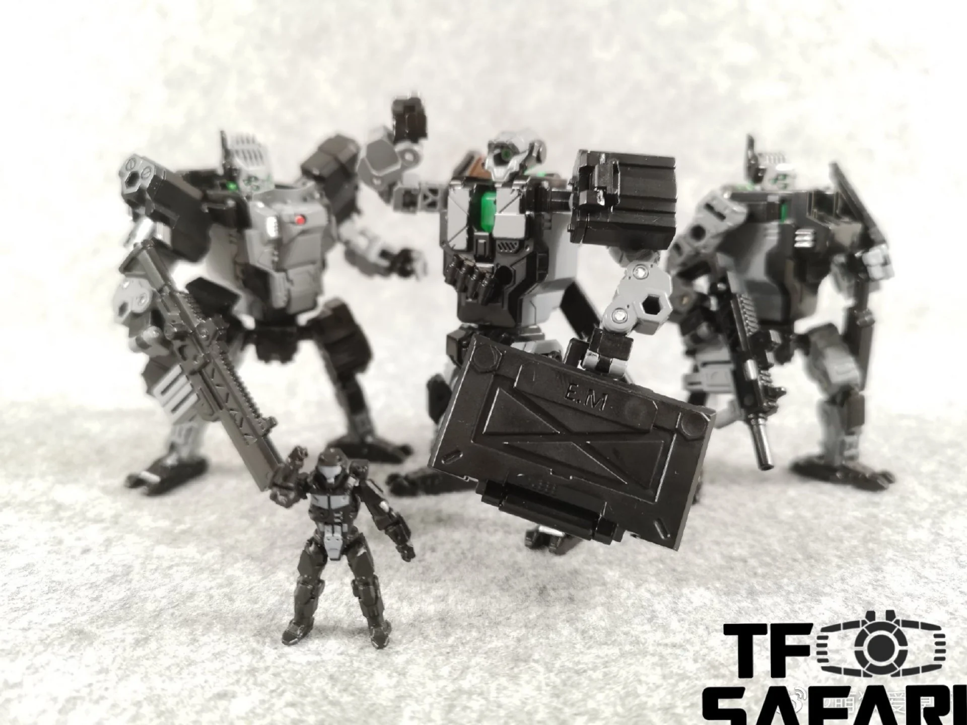 Emonster EM01/EM02/EM03 Power Suit (Diaclone line size) 1:60 21 Emonster EM01/EM02/EM03 Power Suit (Diaclone line size) 1:60