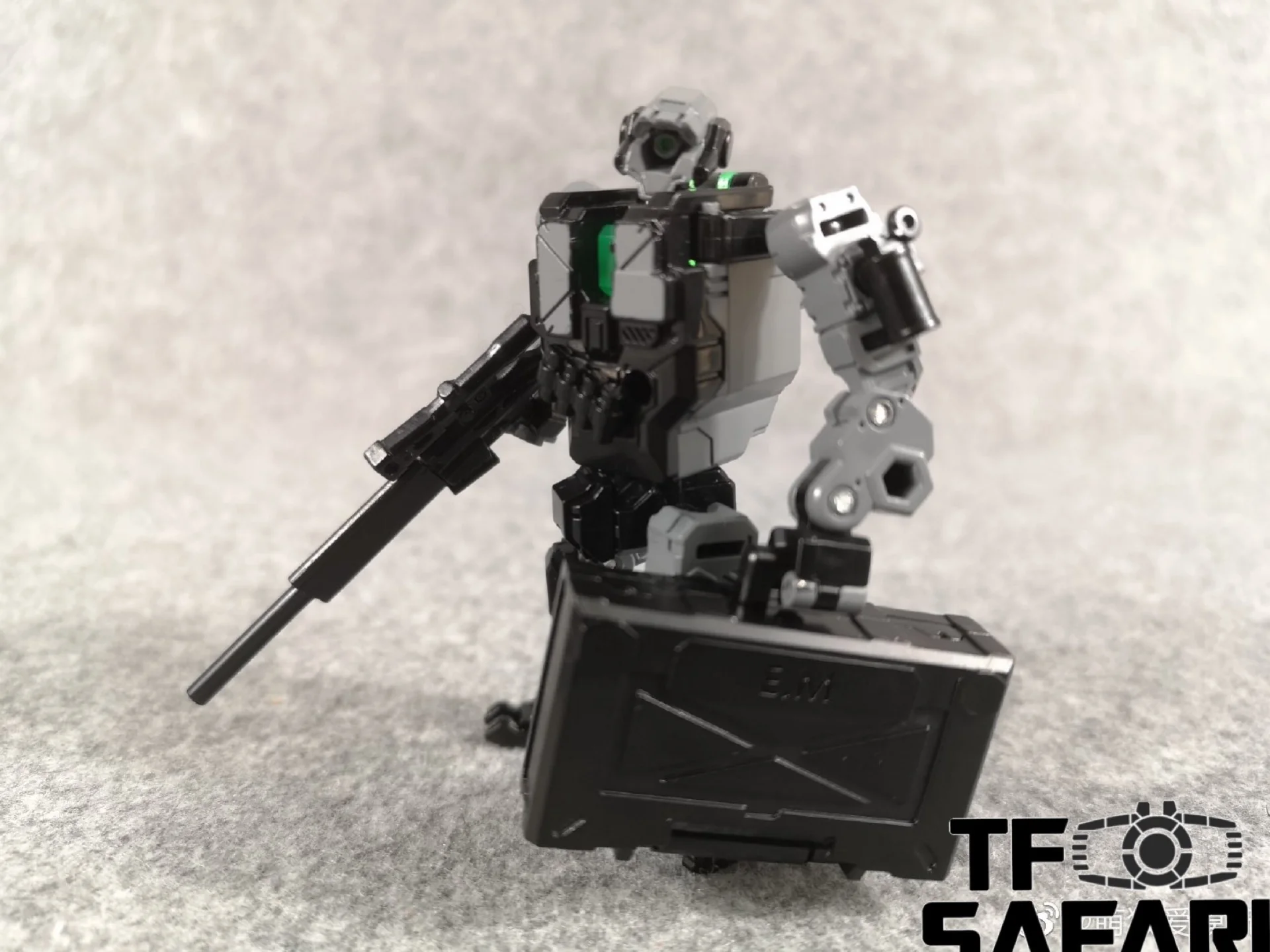 Emonster EM01/EM02/EM03 Power Suit (Diaclone line size) 1:60 26 Emonster EM01/EM02/EM03 Power Suit (Diaclone line size) 1:60