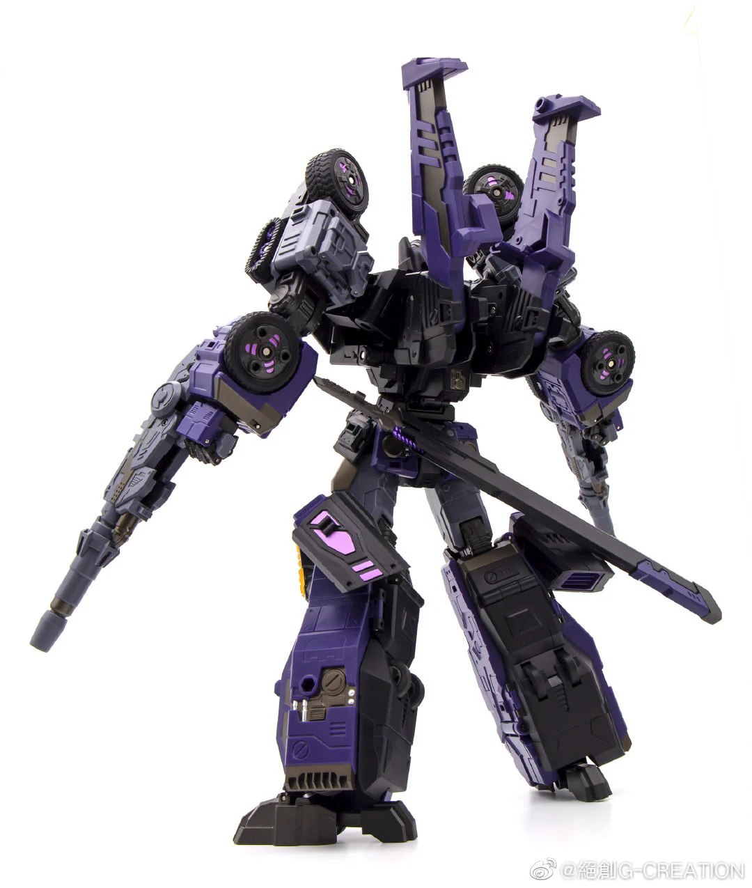 GC G-Creation GCreation GDW-03B Darkblade (Sixshot, Fumma Black Version) IDW Limited Version 30mm / 11.5“ 6 GC G-Creation GCreation GDW-03B Darkblade (Sixshot, Fumma Black Version) IDW Limited Version 30mm / 11.5“