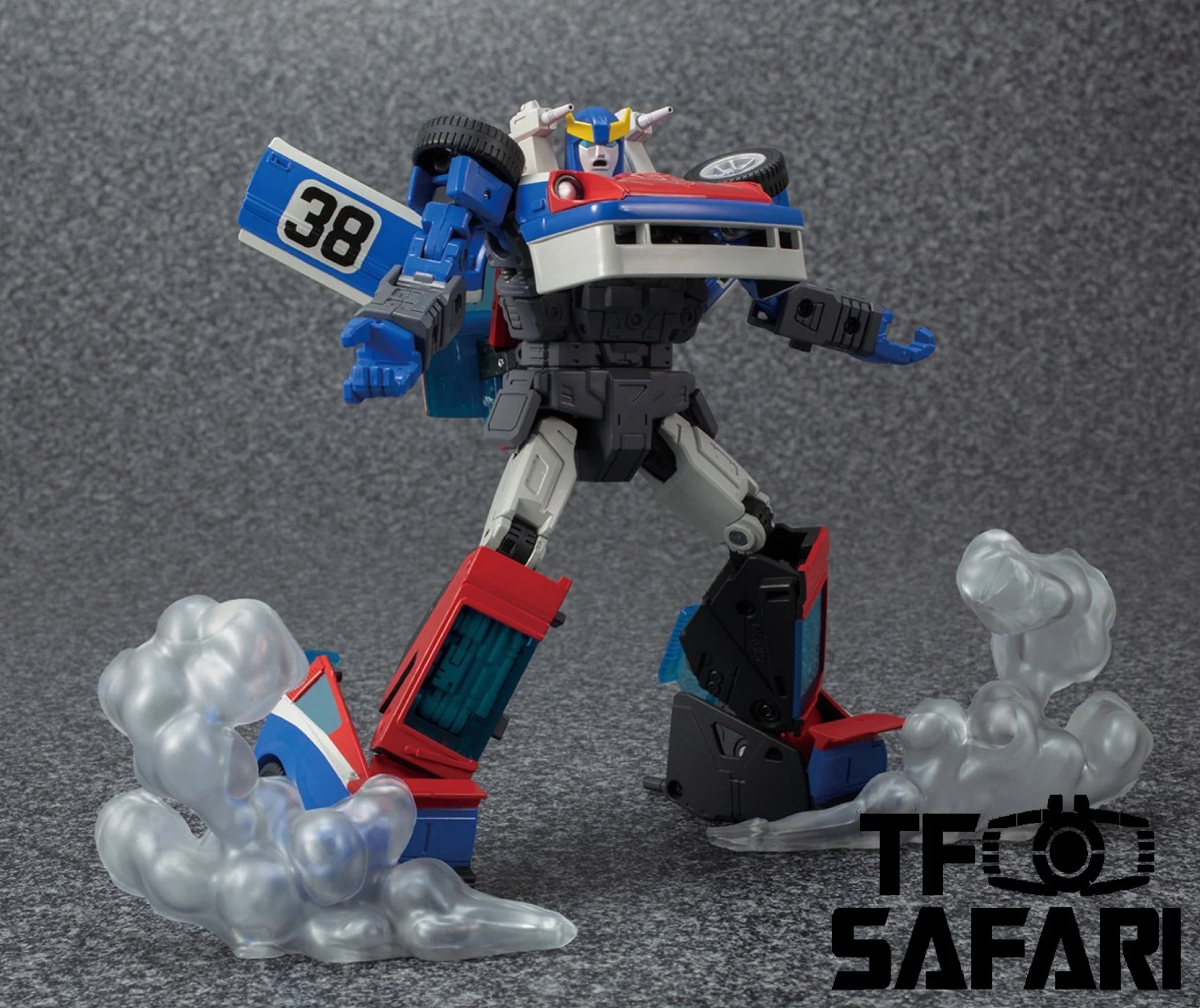 Takara Tomy Masterpiece MP19+ MP-19+ Smokescreen Exclusive (with Collectible Pin) 17cm / 6.7" 3 Takara Tomy Masterpiece MP19+ MP-19+ Smokescreen Exclusive (with Collectible Pin) 17cm / 6.7"