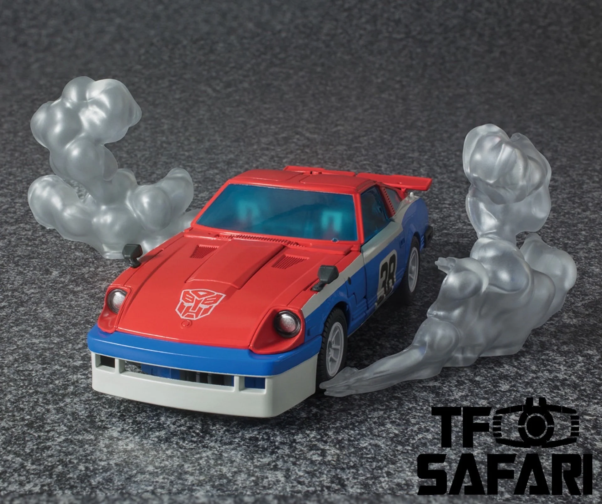 Takara Tomy Masterpiece MP19+ MP-19+ Smokescreen Exclusive (with Collectible Pin) 17cm / 6.7" 5 Takara Tomy Masterpiece MP19+ MP-19+ Smokescreen Exclusive (with Collectible Pin) 17cm / 6.7"