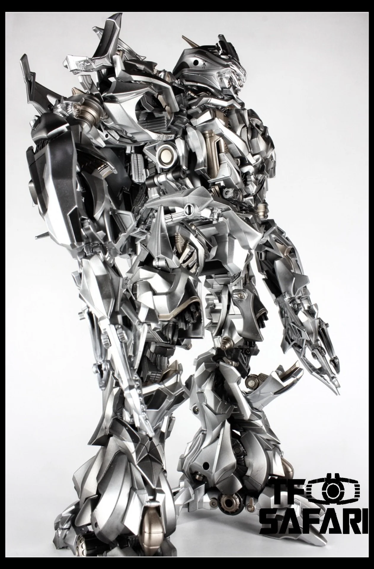 4th Party BMB AOYI Mech LS-12 LS12 Oversized MPM08 Megatron 37cm / 14.5" 22 4th Party BMB AOYI Mech LS-12 LS12 Oversized MPM08 Megatron 37cm / 14.5"