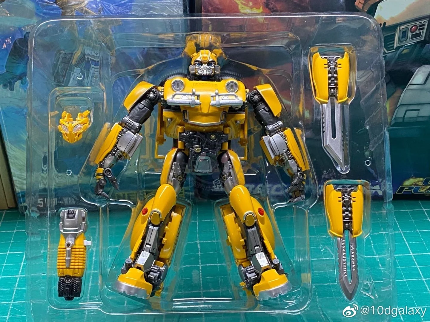 Transform Element TE-02 TE02 Bumblebee ( Beetle version from Bumblebee movie ) 3 Transform Element TE-02 TE02 Bumblebee ( Beetle version from Bumblebee movie )