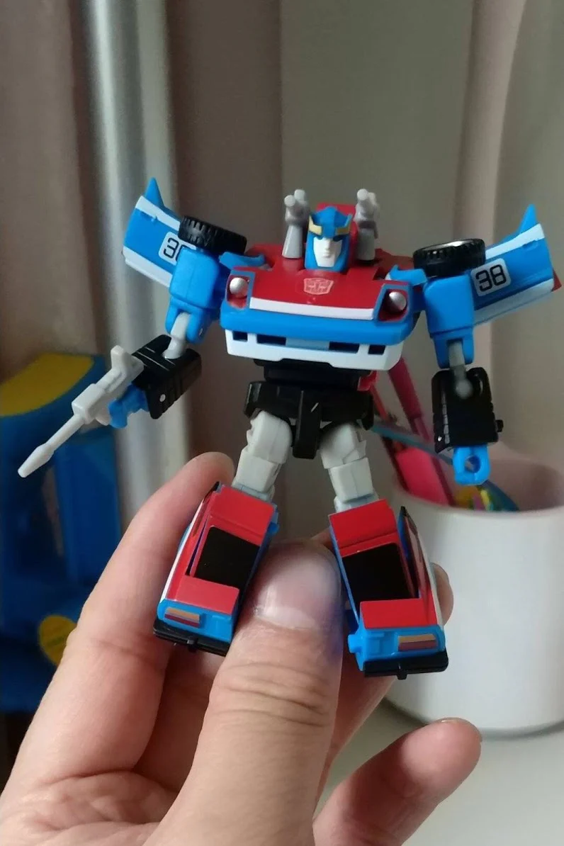 NA NewAge H5 H-5 Maverick (Smokescreen) New Age 8cm / 3" 10 NA NewAge H5 H-5 Maverick (Smokescreen) New Age 8cm / 3"