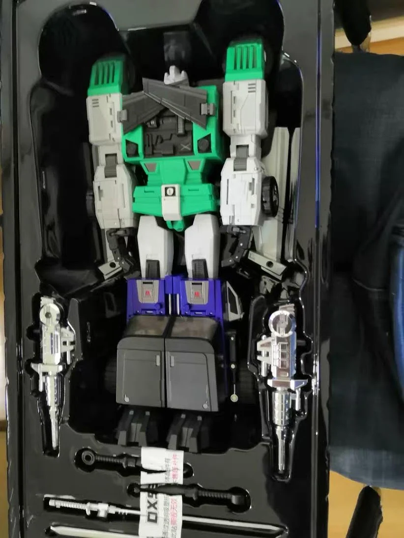 DX9 Toys D10G Hanzo (Sixshot) (G1 Retro Color, Green Chest) 27 cm / 10.5cm 8 DX9 Toys D10G Hanzo (Sixshot) (G1 Retro Color, Green Chest) 27 cm / 10.5cm