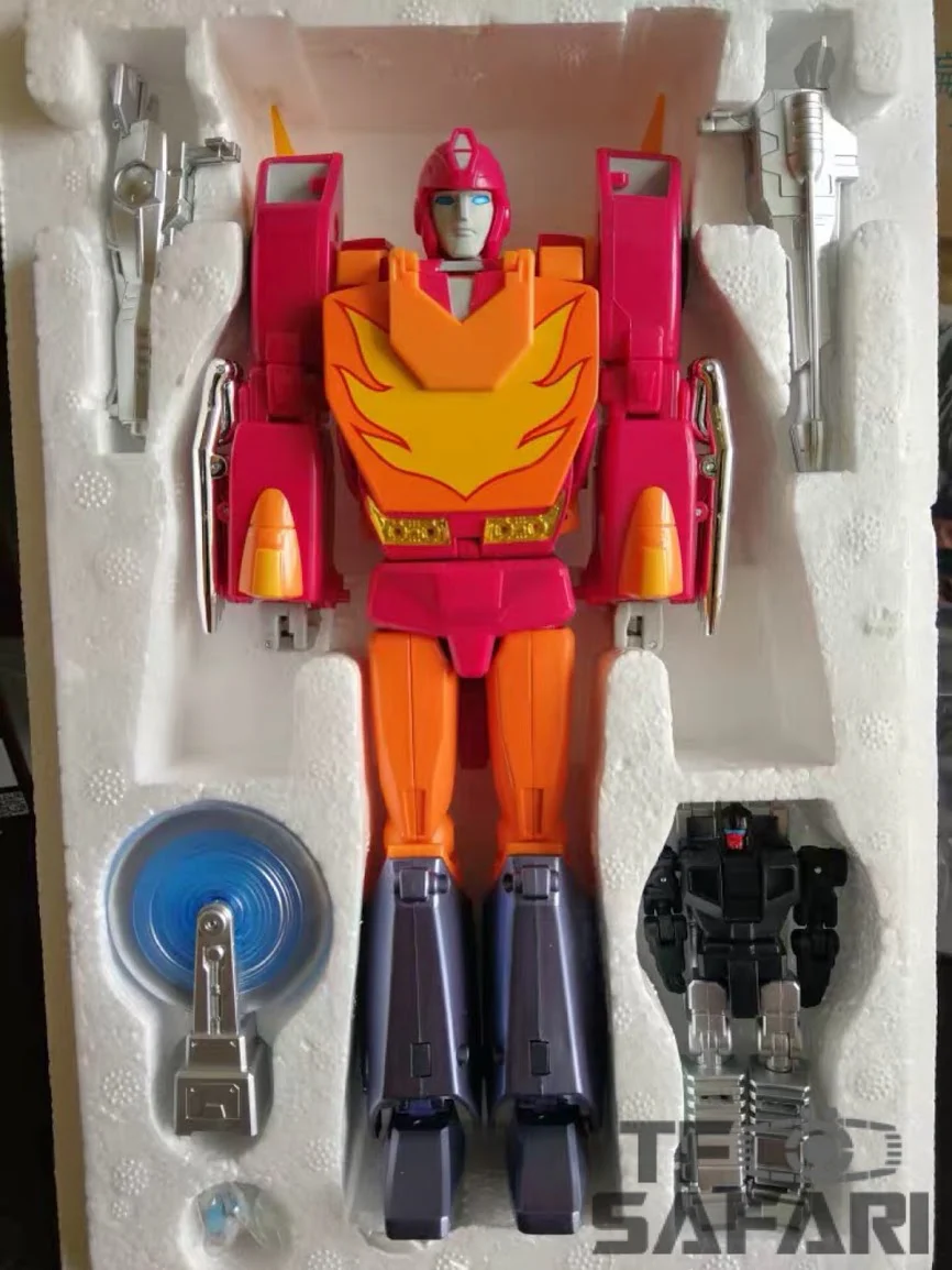 FansToys FT-17 FT17 Hoodlum (Hot Rod, MP size) Reissue Version 19cm / 7.5" 3 FansToys FT-17 FT17 Hoodlum (Hot Rod, MP size) Reissue Version 19cm / 7.5"