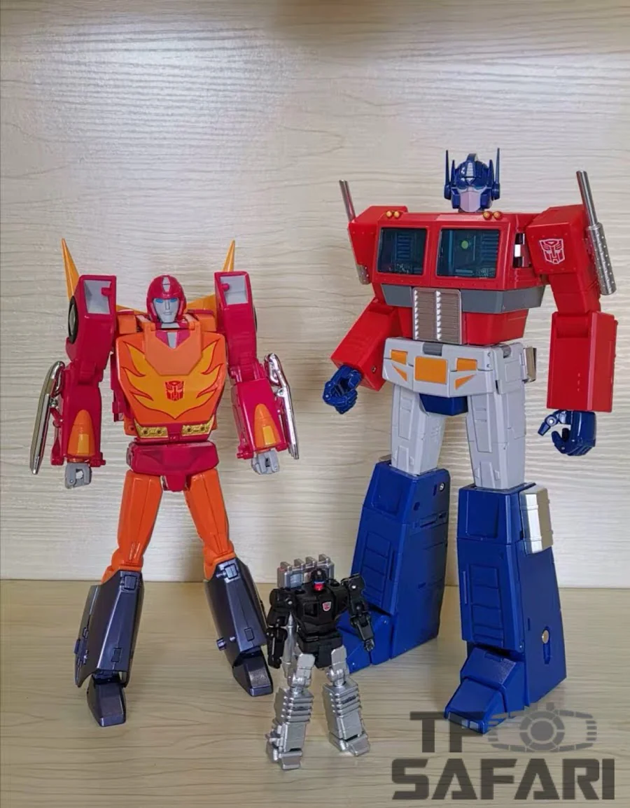 FansToys FT-17 FT17 Hoodlum (Hot Rod, MP size) Reissue Version 19cm / 7.5" 9 FansToys FT-17 FT17 Hoodlum (Hot Rod, MP size) Reissue Version 19cm / 7.5"