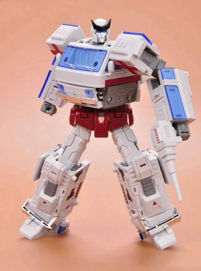 TFC Toys Old Soldiers OS-03 OS03 Medic (Ratchet) 20cm 5 TFC Toys Old Soldiers OS-03 OS03 Medic (Ratchet) 20cm