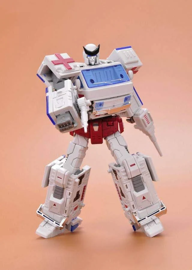 TFC Toys Old Soldiers OS-03 OS03 Medic (Ratchet) 20cm 6 TFC Toys Old Soldiers OS-03 OS03 Medic (Ratchet) 20cm