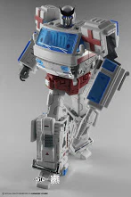TFC Toys Old Soldiers OS-03 OS03 Medic (Ratchet) 20cm 9 TFC Toys Old Soldiers OS-03 OS03 Medic (Ratchet) 20cm