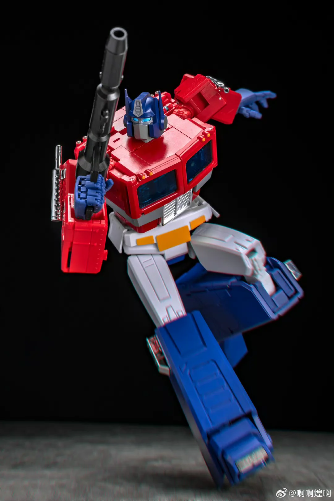 Magic Square MS-Toys MS-02Ultra MS02Ultra Light of Peace ( Optimus Prime 2.0 Version) MP Size 2025 Ultra Version 25cm / 9.8" 5 Magic Square MS-Toys MS-02Ultra MS02Ultra Light of Peace ( Optimus Prime 2.0 Version) MP Size 2025 Ultra Version 25cm / 9.8"