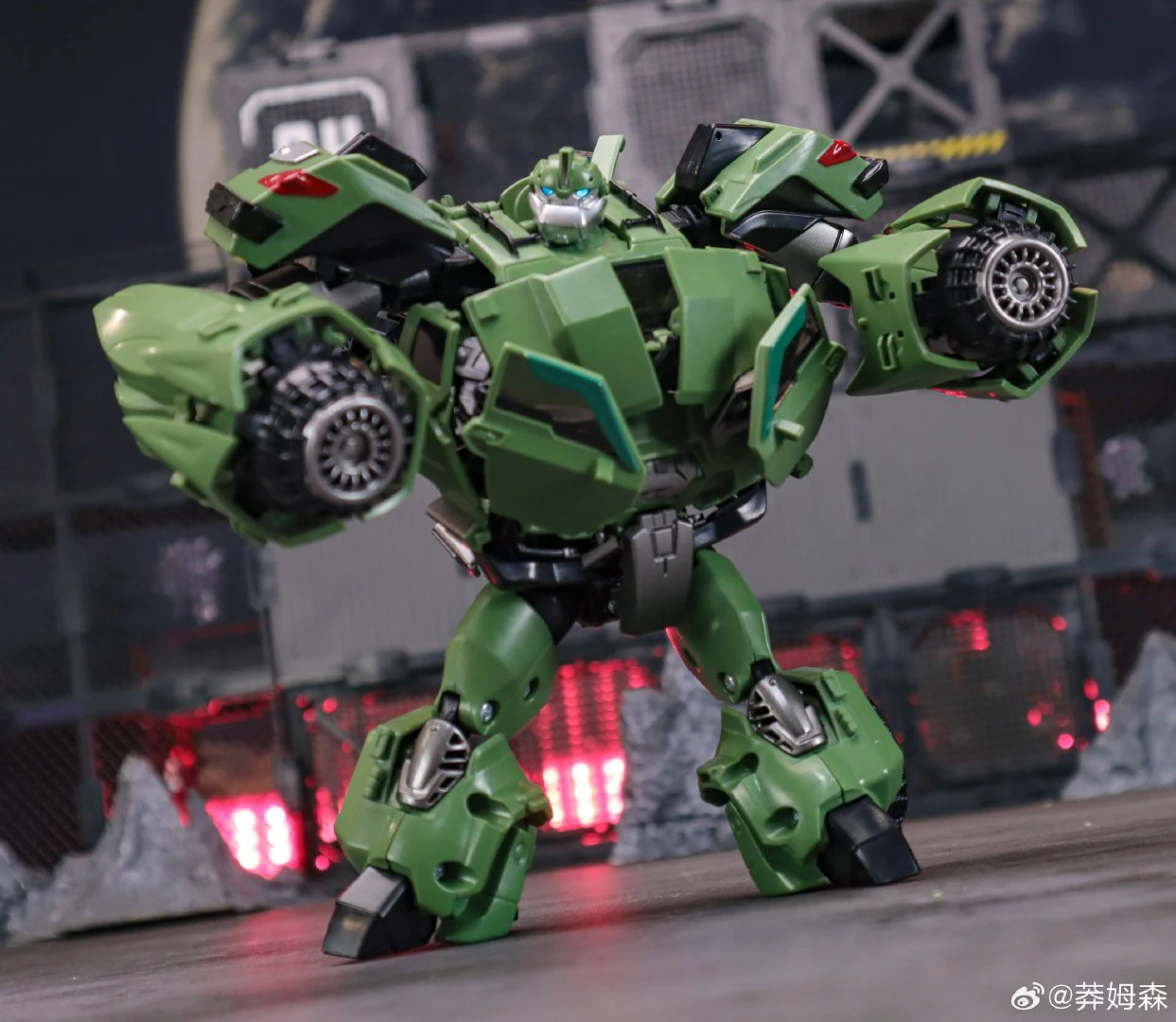 Gear Factory (Aka APC Toys) GF02 GF-02 (APC011) Giant Hammer ( TFP Bulkhead) 10 Gear Factory (Aka APC Toys) GF02 GF-02 (APC011) Giant Hammer ( TFP Bulkhead)