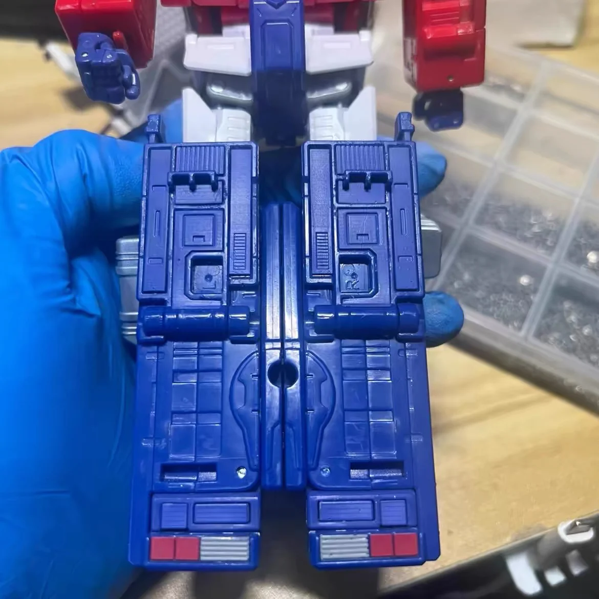 Weekend Workshop / Tim Heada Upgrade Kit / Gap fillers for Studio Series SS86 Optimus Prime Upgrade Kit 11 Weekend Workshop / Tim Heada Upgrade Kit / Gap fillers for Studio Series SS86 Optimus Prime Upgrade Kit
