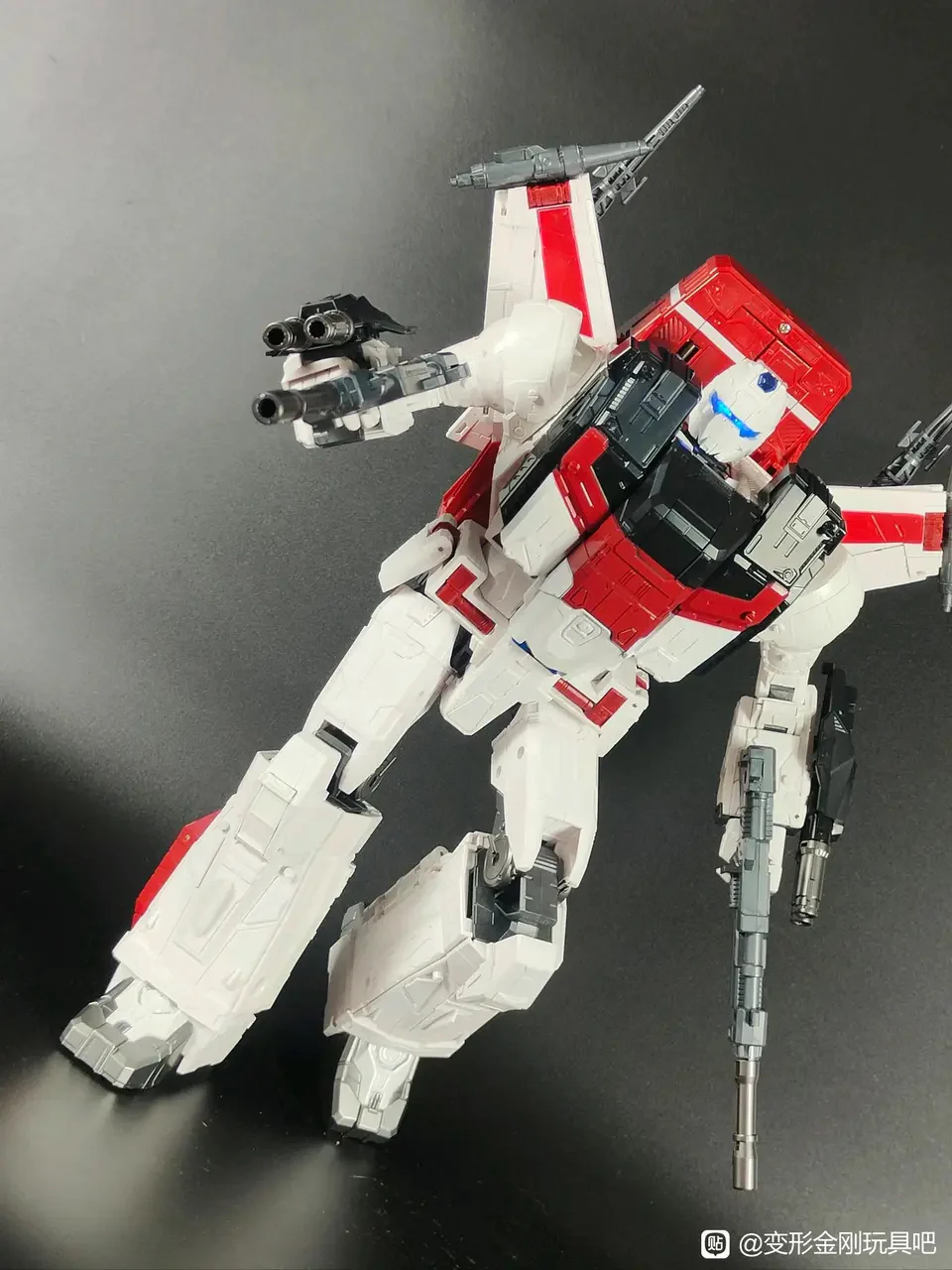 4th party Vincoroor V33-06 Fire of The Sky (Oversized OS KO WFC Siege WFC-S28 Jetfire) 13 4th party Vincoroor V33-06 Fire of The Sky (Oversized OS KO WFC Siege WFC-S28 Jetfire)