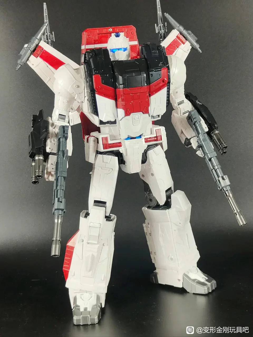 4th party Vincoroor V33-06 Fire of The Sky (Oversized OS KO WFC Siege WFC-S28 Jetfire) 14 4th party Vincoroor V33-06 Fire of The Sky (Oversized OS KO WFC Siege WFC-S28 Jetfire)