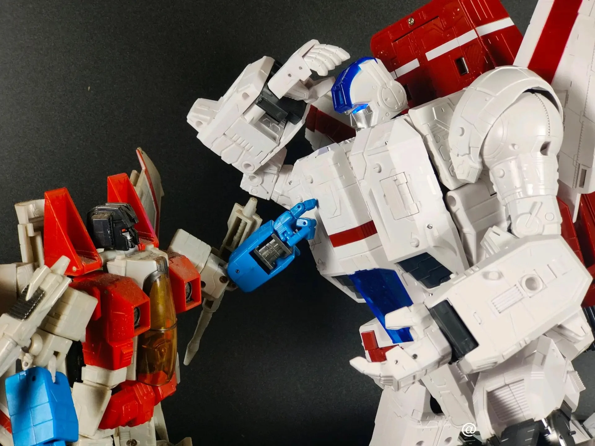 4th party Vincoroor V33-06 Fire of The Sky (Oversized OS KO WFC Siege WFC-S28 Jetfire) 22 4th party Vincoroor V33-06 Fire of The Sky (Oversized OS KO WFC Siege WFC-S28 Jetfire)