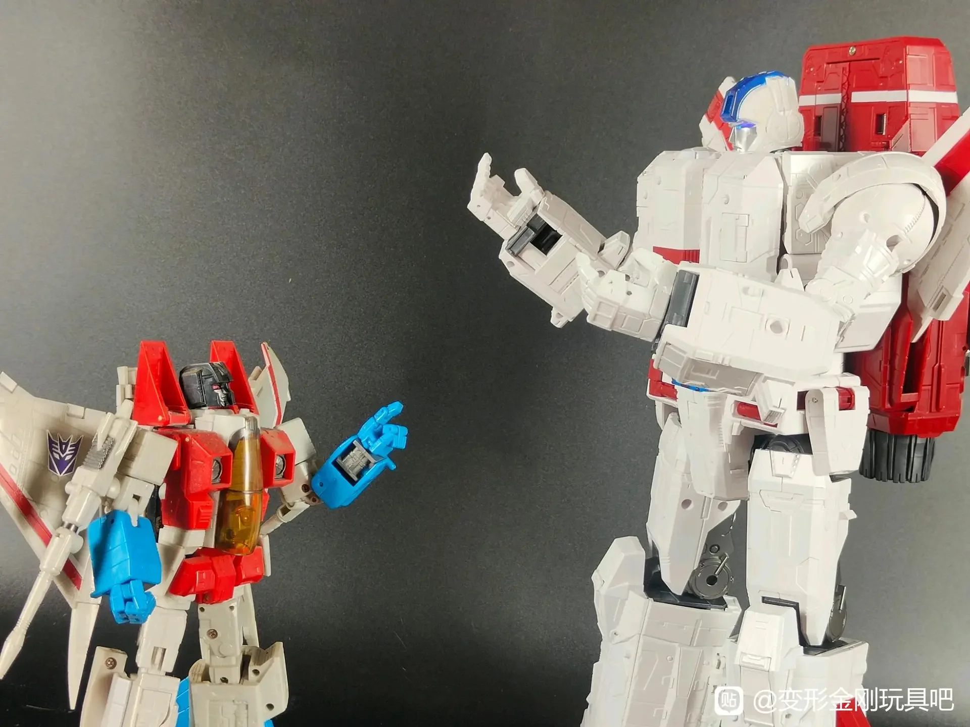 4th party Vincoroor V33-06 Fire of The Sky (Oversized OS KO WFC Siege WFC-S28 Jetfire) 23 4th party Vincoroor V33-06 Fire of The Sky (Oversized OS KO WFC Siege WFC-S28 Jetfire)