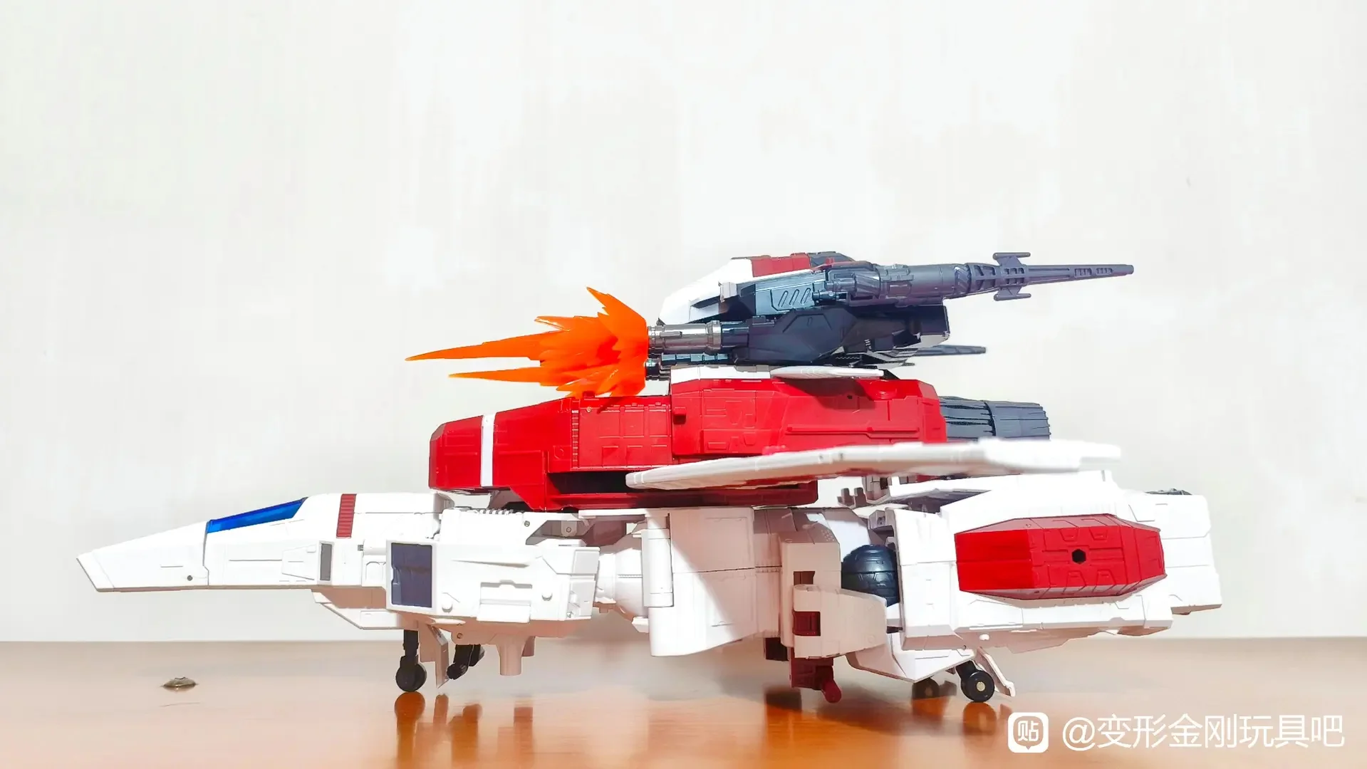 4th party Vincoroor V33-06 Fire of The Sky (Oversized OS KO WFC Siege WFC-S28 Jetfire) 4 4th party Vincoroor V33-06 Fire of The Sky (Oversized OS KO WFC Siege WFC-S28 Jetfire)
