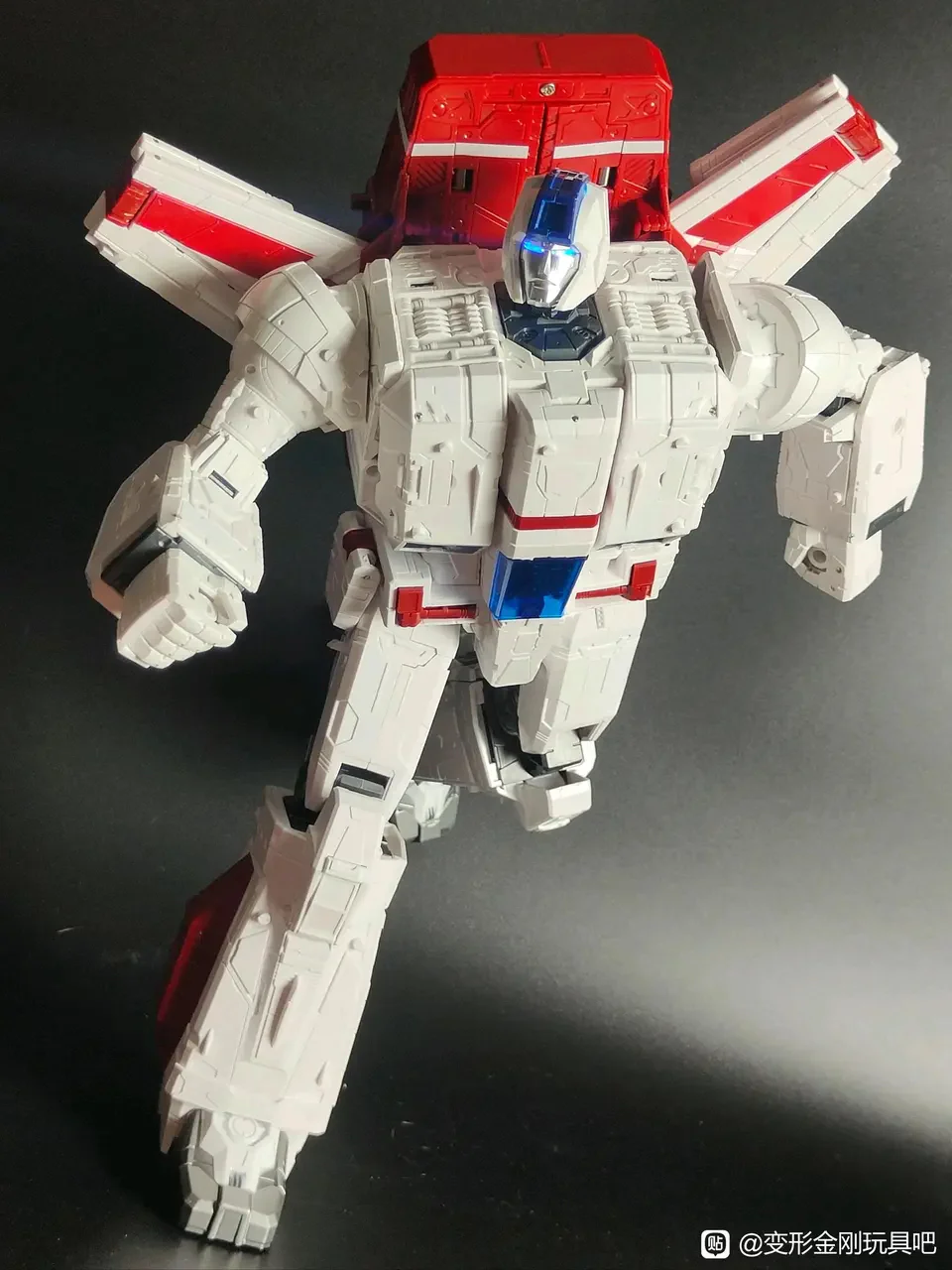 4th party Vincoroor V33-06 Fire of The Sky (Oversized OS KO WFC Siege WFC-S28 Jetfire) 8 4th party Vincoroor V33-06 Fire of The Sky (Oversized OS KO WFC Siege WFC-S28 Jetfire)
